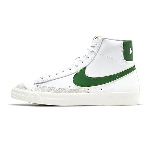 ナイキ ブレーザー MID ’77 ビンテージ