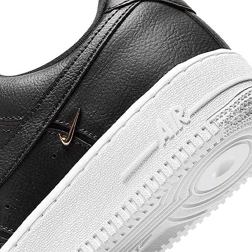 ナイキ エア フォース 1 ‘07 LX