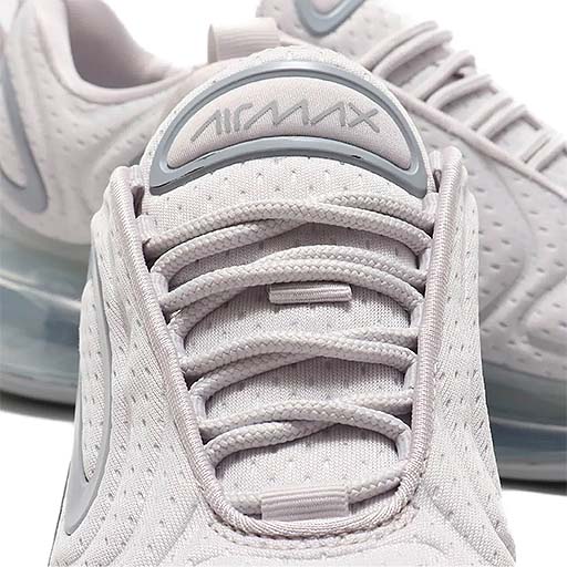 ナイキ エア マックス 720